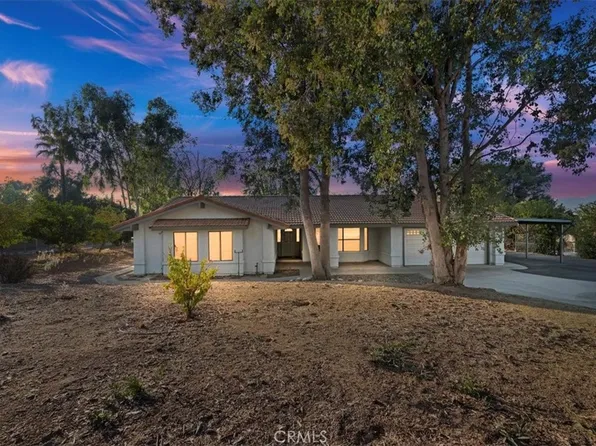 15171 Cayuse Ct, Riverside, CA 92506