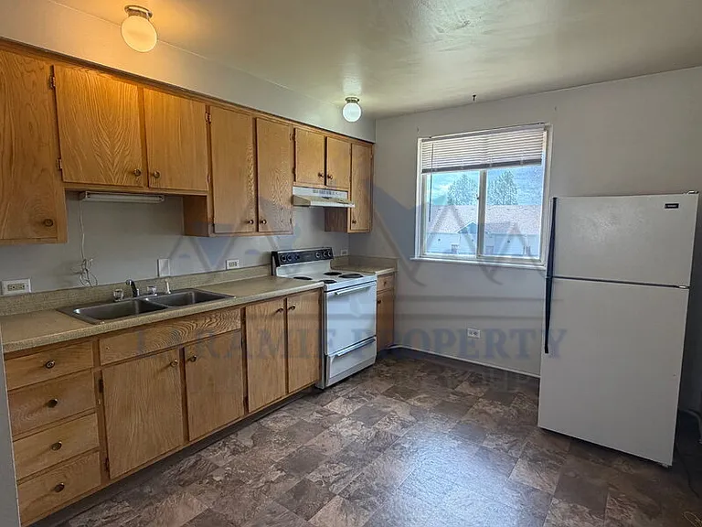 415 S 26th St #15 — Photo 6