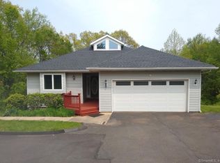 1086 Portland Cobalt Rd, Portland, CT 06480