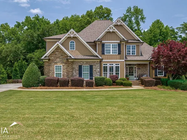 2205 Oldfield Dr, Bogart, GA 30622