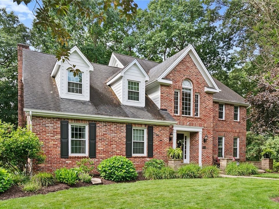 1st image of 2474 Wedgewood Dr