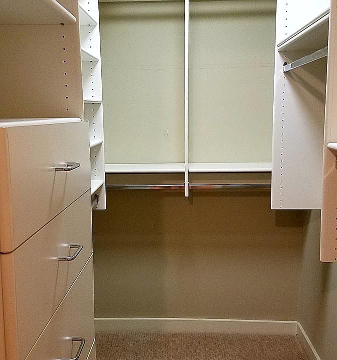 Walk in closet