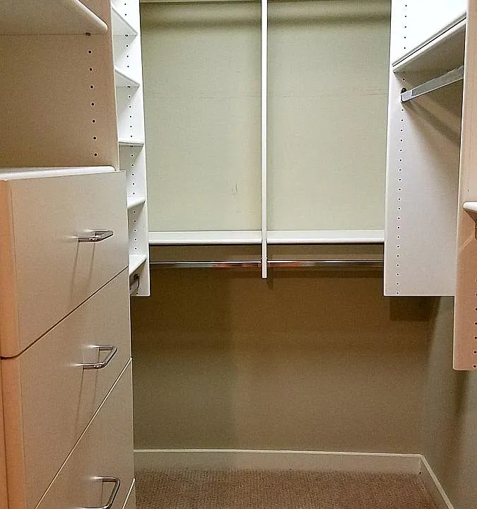 Walk in closet