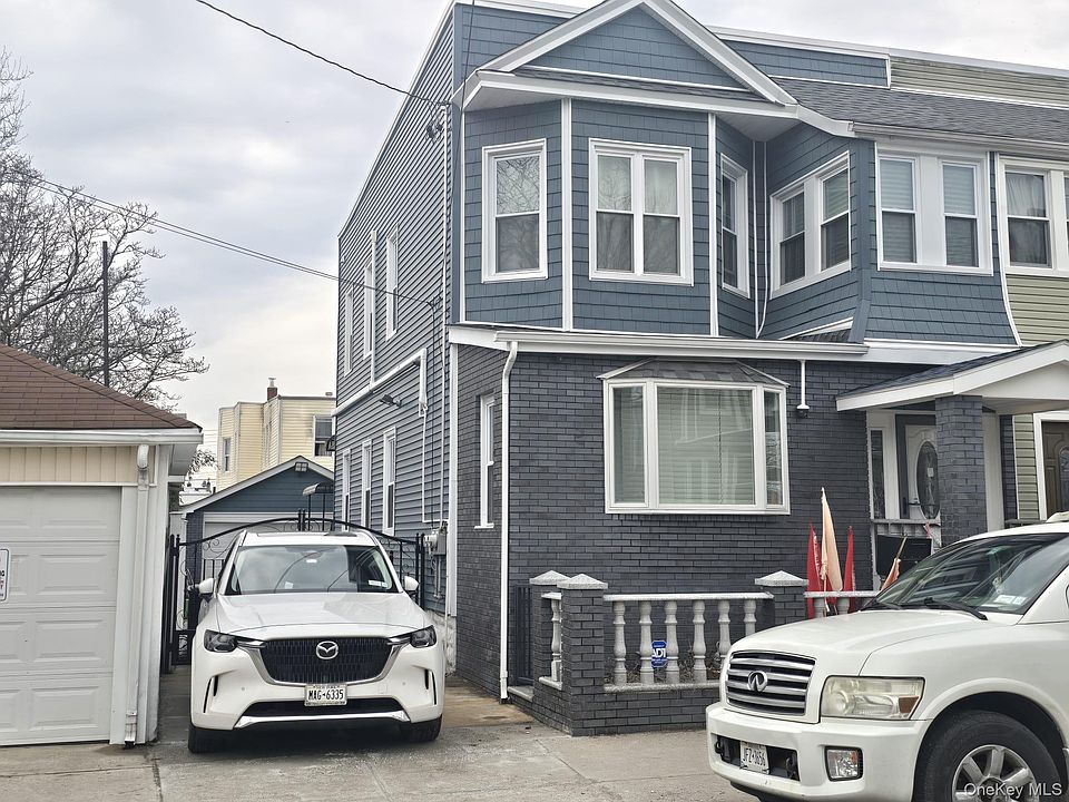 1st image of 10156 107th Street