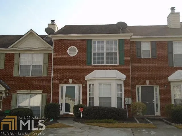 6447 Parkway Trce photo 1