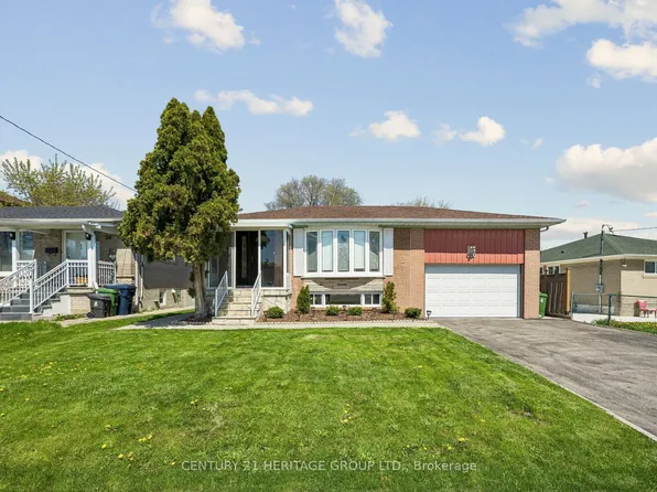 40 Amaron Ave, Toronto, ON M9V 1Z1