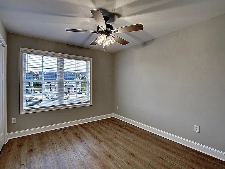 33 Atlas Way — Photo 16