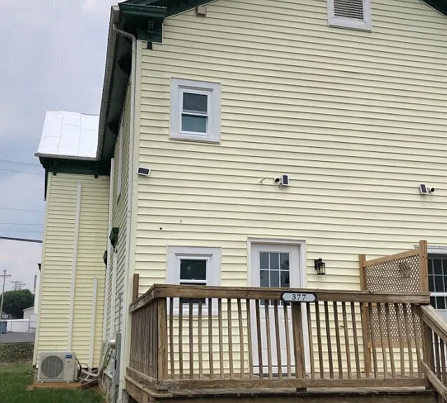 377 W Market St — Photo 13