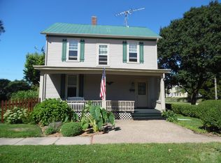 301 S Adams St, Burlington, IA 52601