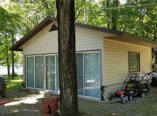 155 Breastview Dr, Friedens, PA 15541