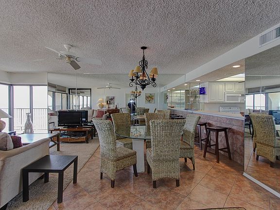 4th image of 2800 Gulf Blvd APT 1201