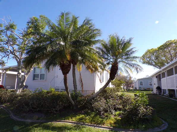 5387 Bannock St #22, Sebastian, FL 32976