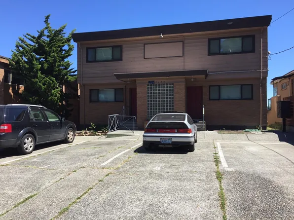 2480 Dexter Ave N APT 2, Seattle, WA 98109