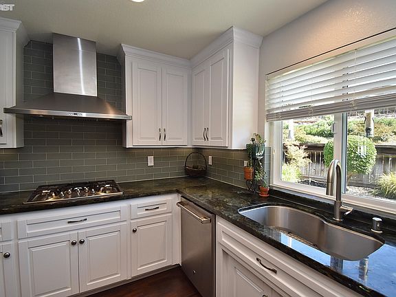5th image of 6735 Pearl Pl