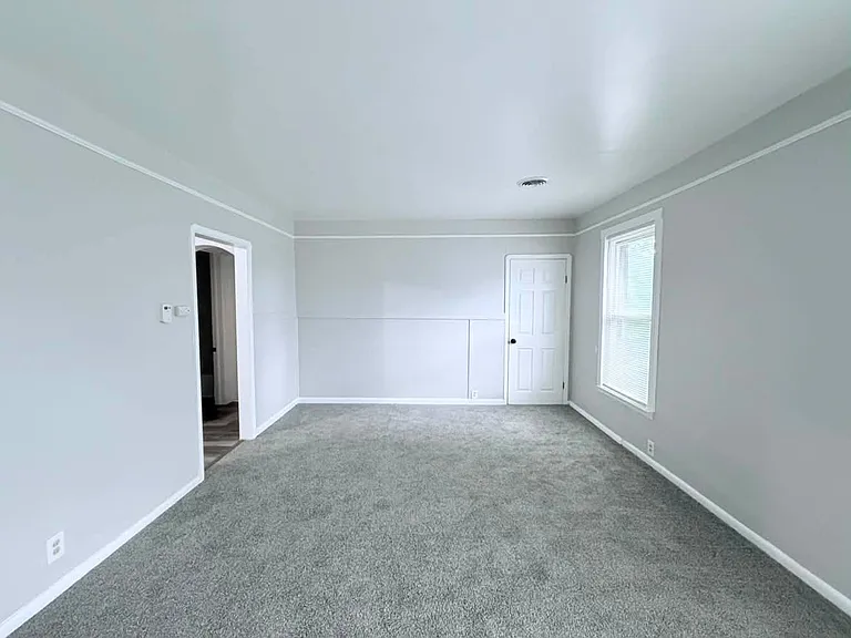 10419 Ignatius Ave #2 — Photo 12
