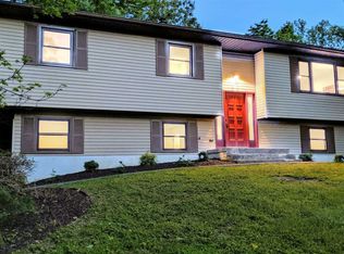 28 Tina Ln, Hopewell Junction, NY 12533