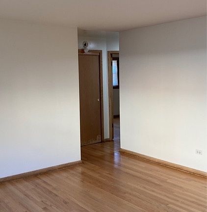 5th image of 10126 S Pulaski Rd APT 2E