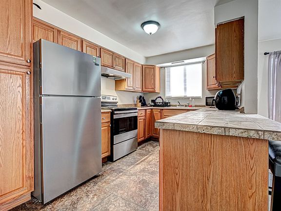 4th image of 1419 N 15th Ave