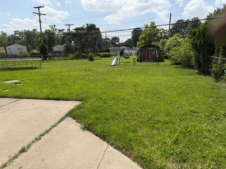 33973 Coachwood Dr — Photo 6