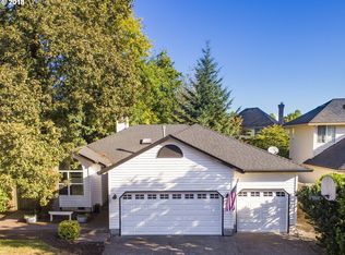 8469 SW Ashford St, Tigard, OR 97224