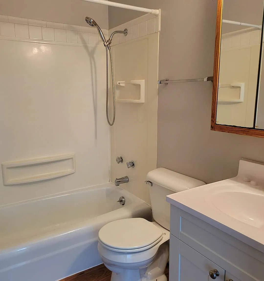 219 W Waupun St — Photo 4
