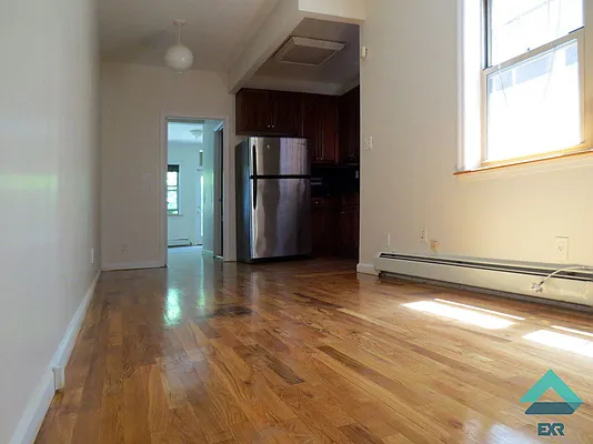 Rented by EXR | media 5