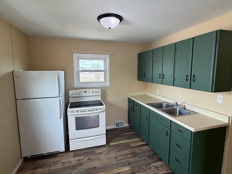 1922 Ivy Ave #29 — Photo 3