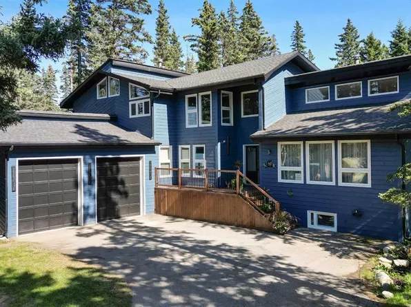 40 NW Wolf Dr, Redwood Meadows, AB T3Z 1A3
