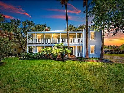 2nd image of 3227 Ocean Dr