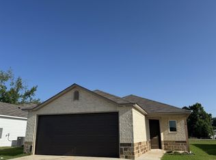 10 Bird House Way, Conway, AR 72032