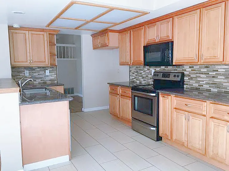 5257 Country Forge Ln — Photo 15