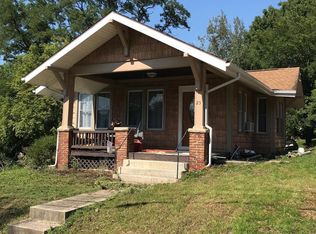 25 Mount Airy Ave, Waynesboro, PA 17268