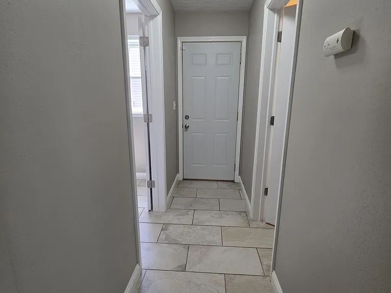 3827 Abbotsford Rd — Photo 15
