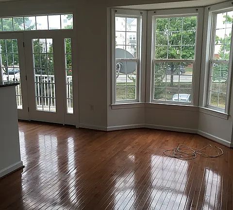 3rd image of 13648 Salk St