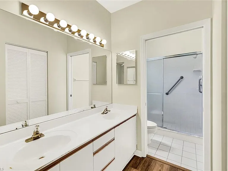 326 Bradstrom Cir #204F — Photo 19