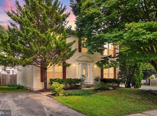 8100 Huntmaster Ct, Glen Burnie, MD 21061