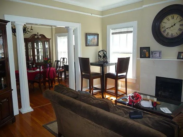 2 bed, $2,500 — Photo 2
