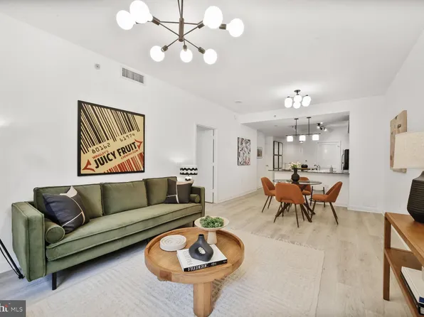 400 Massachusetts Ave NW APT 223, Washington, DC 20001