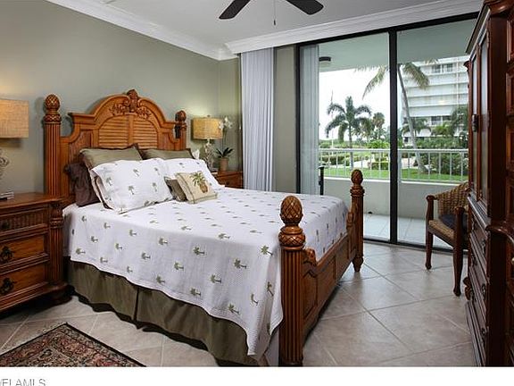 4th image of 260 Seaview Ct APT 1112