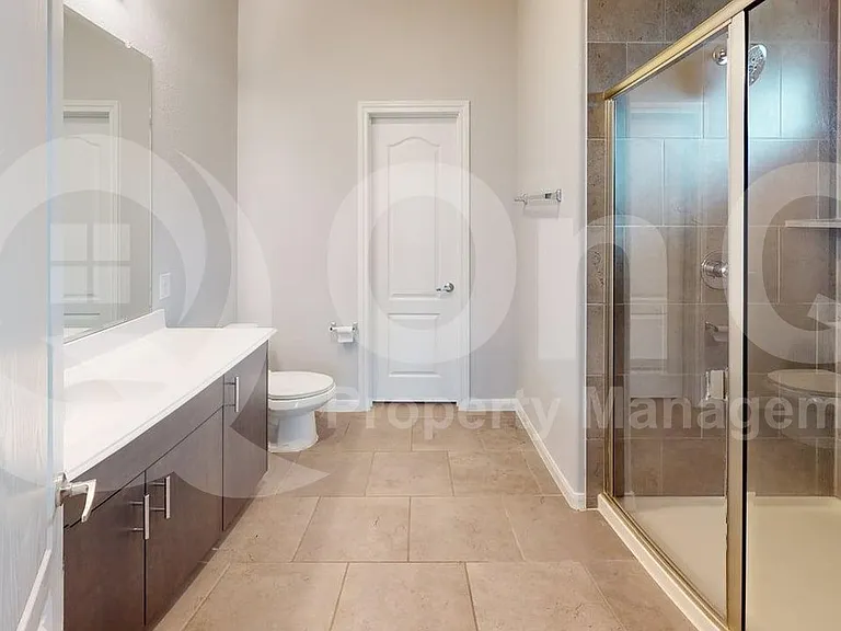 1016 Highberry Dr — Photo 14