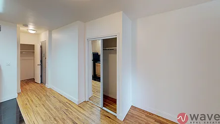 Rented by Wave Real Estate Group