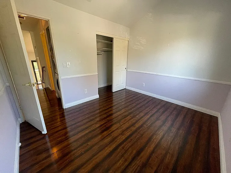 2025 Flickinger Way — Photo 7