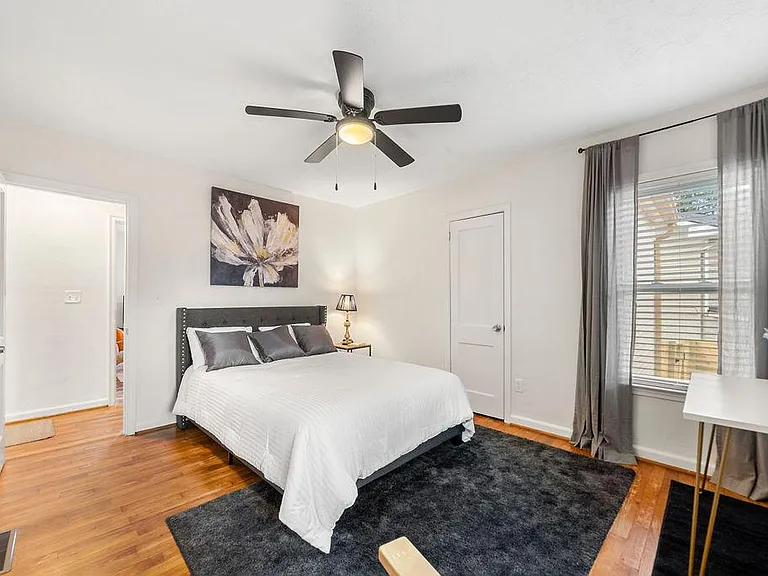 711 Campbell Cir — Photo 12