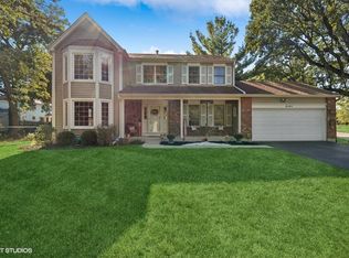 5491 Oakview Ln, Gurnee, IL 60031