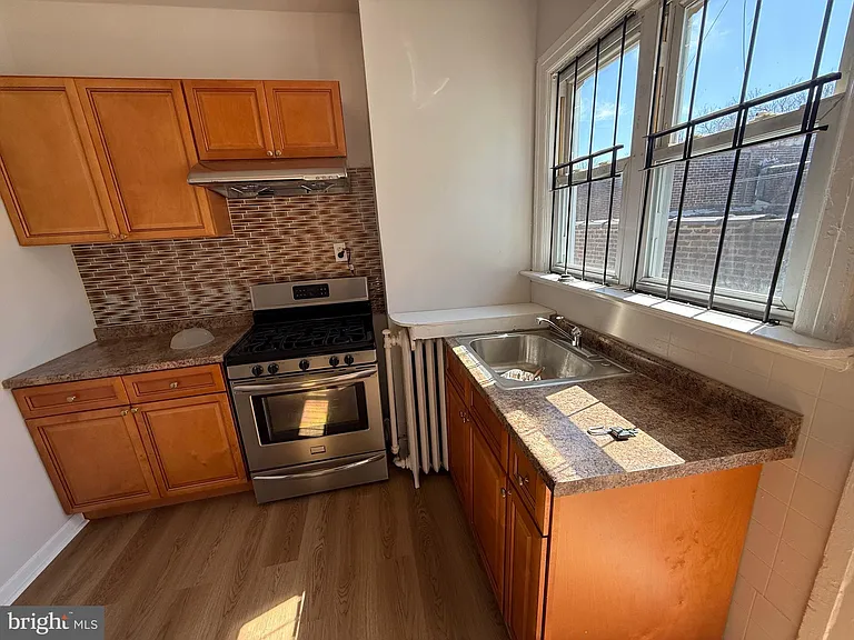 5052 Wayne Ave — Photo 14