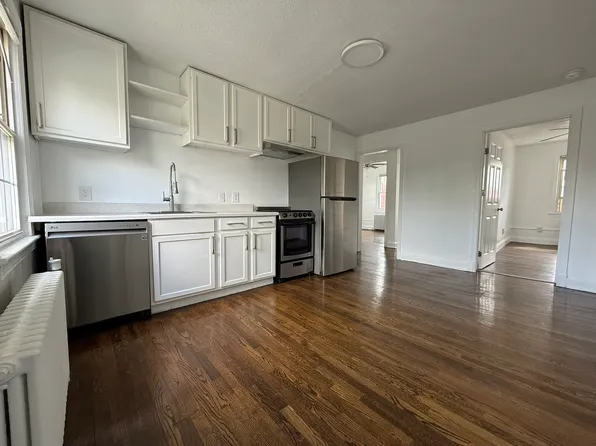 2425 E St NE, Washington, DC