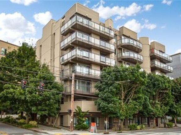 2nd image of 1550 Eastlake Ave E APT 301