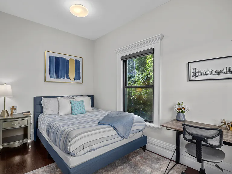753 Warburton Ave — Photo 8
