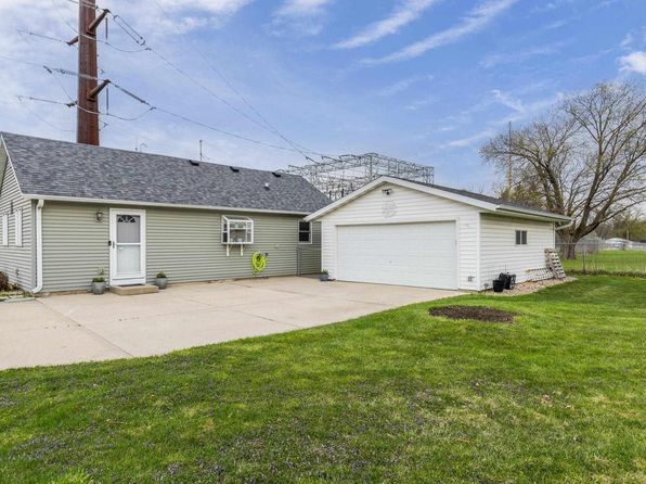 1300 East South Street, Stoughton, WI 53589