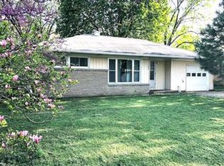 203 Buena Vista Dr, Champaign, IL 61820